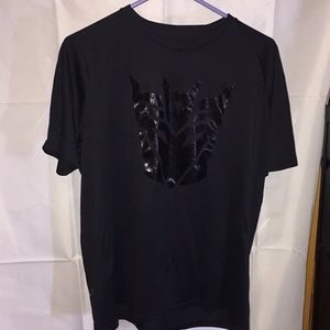 Under Armour transformer tee medium